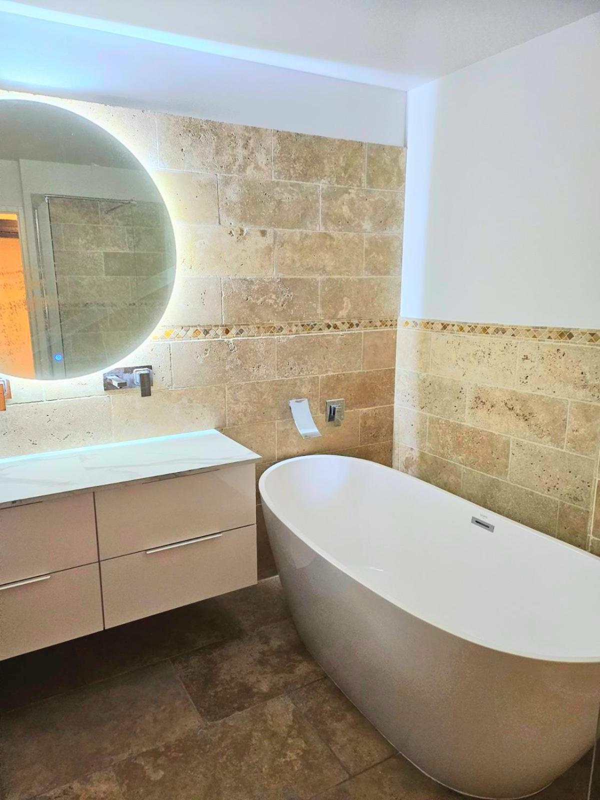 La Dame Blanche - Appartement Hypercentre Historique Bourges Dış mekan fotoğraf